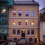 Apartment Exclusive 2br In Renovated *