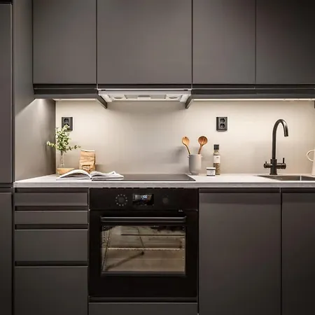 Exclusive 2br In Renovated