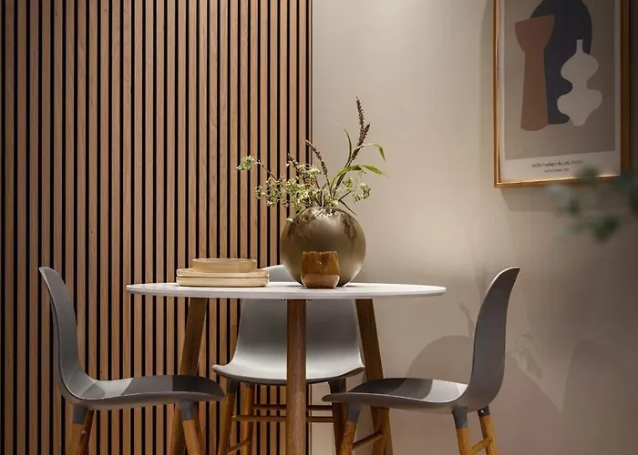 Exclusive 2br In Renovated * Bergen